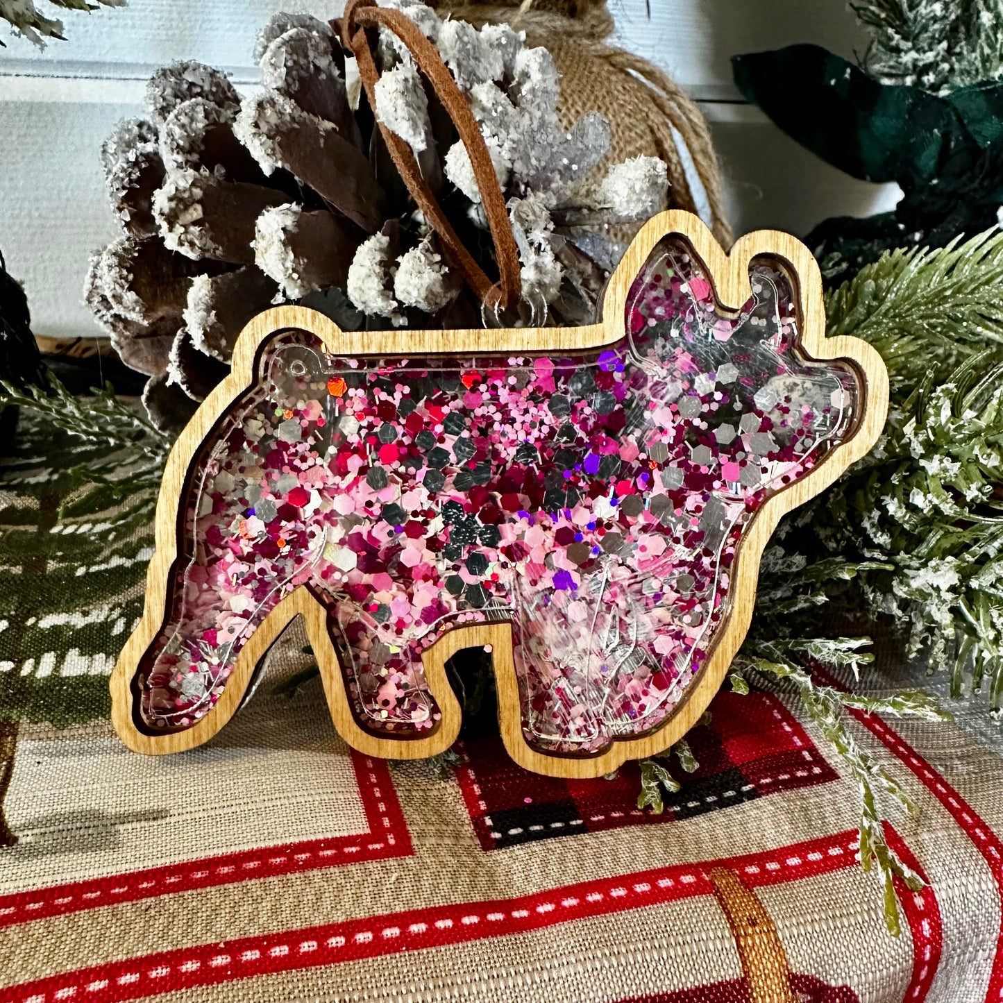 Glitter Shaker Christmas Ornament | Show Pig