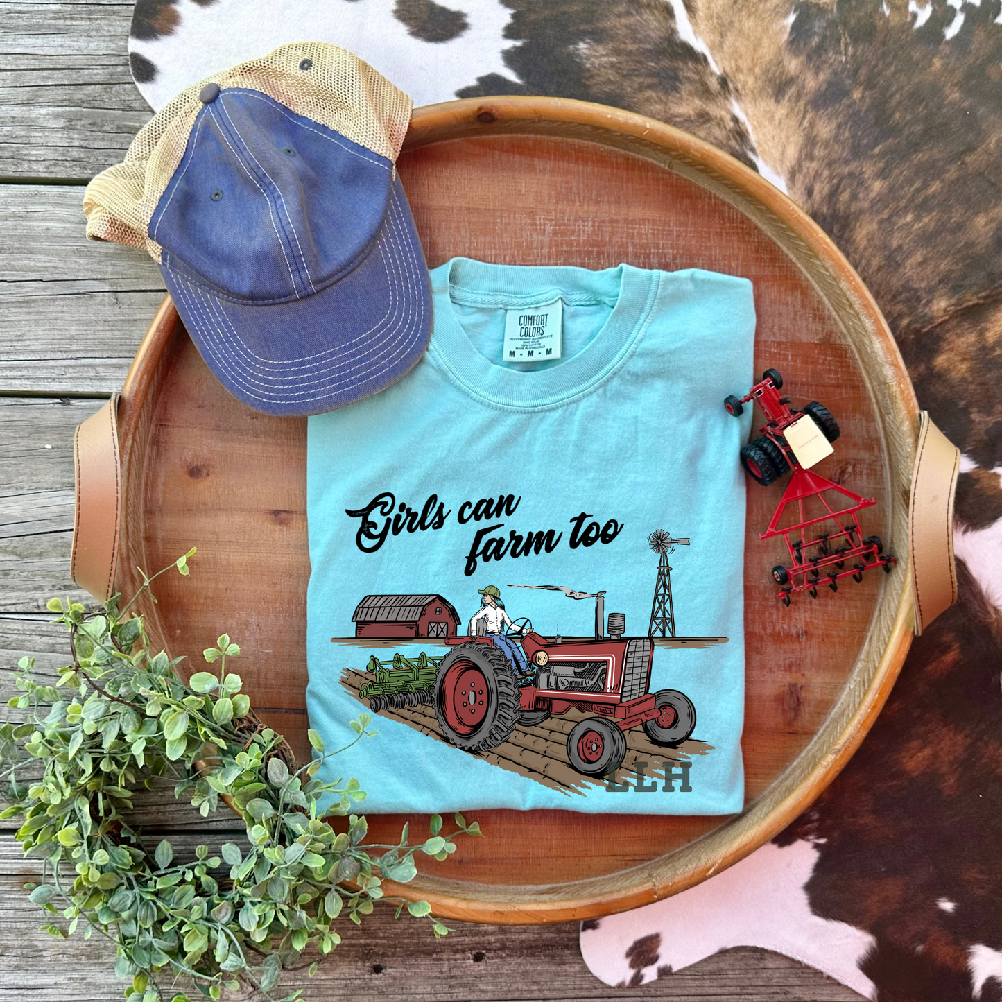 Girls Can Farm Too | Adult Tee